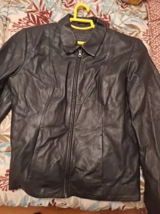Chaqueta de cuero negra ZERIMAR
