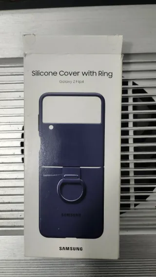 Custodia in silicone per Samsung Galaxy Z Flip4 con anello