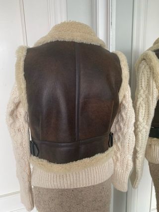 Chaleco doble faz piel y lana