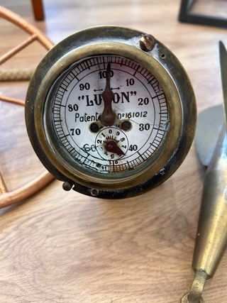 Corredera náutica de patente