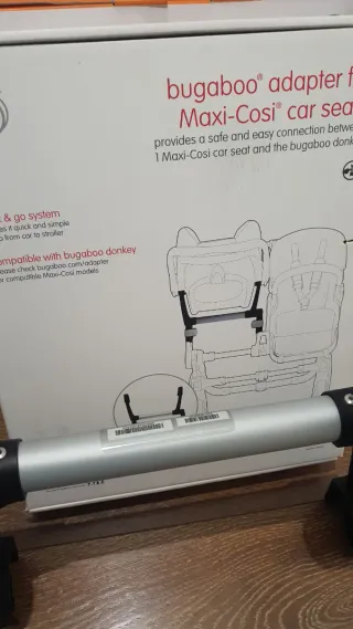 Adaptador Bugaboo para Maxi-Cosi con su caja