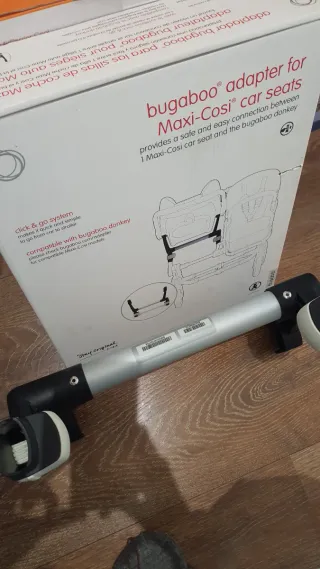 Adaptador Bugaboo para Maxi-Cosi con su caja