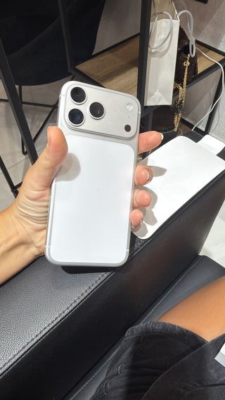 iPhone 17 Pro Max 525 GB