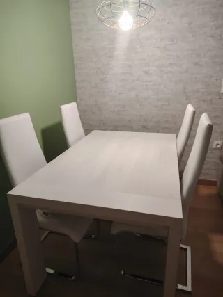 Sillas polipiel blancas (Set de 4)