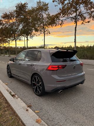 Volkswagen Golf 2021