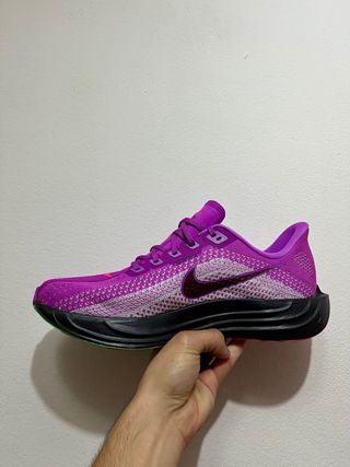 Nike Pegasus Plus 44.5 Nuove