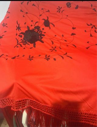 Mantón Flamenco Rojo 150x150