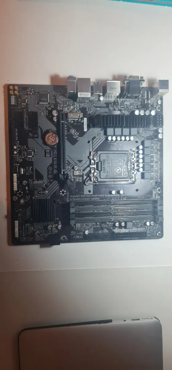 Scheda Madre Gigabyte