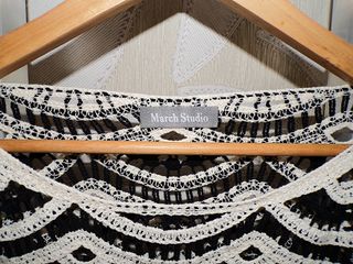 Jersey Crochet March Studio Beige/Negro Talla Únic