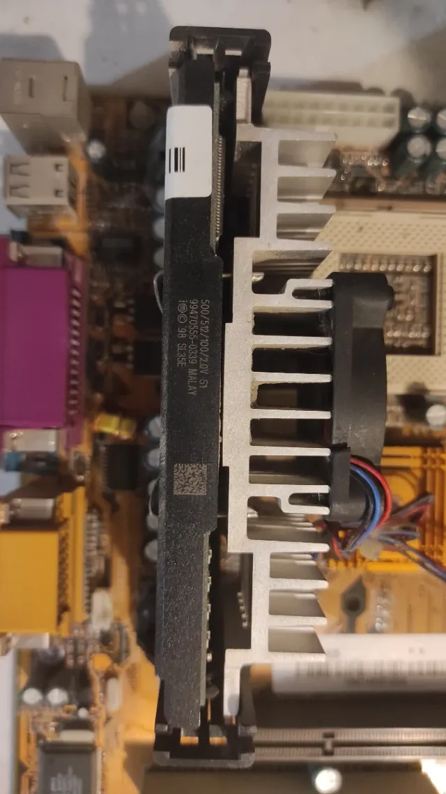 23- Scheda madre ECS P6BXT A+ REV 1.3+ pIII 500