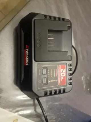 Cargador Parkside Performance 20V