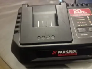 Cargador Parkside Performance 20V