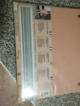 Dos Pijamas, un semi corto Lana Carina S/36-38 y o