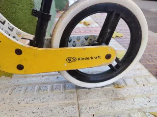 Bici sin pedales amarilla Kinderkraft