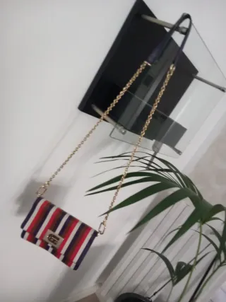 Tracolla Furla multicolore con catena oro