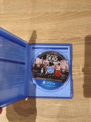 The Walking Dead Telltale Definitive Series PS4