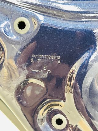 Puerta trasera izquierda Mercedes-Benz CLASE C A2057320310