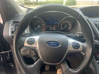 Ford Kuga 2015