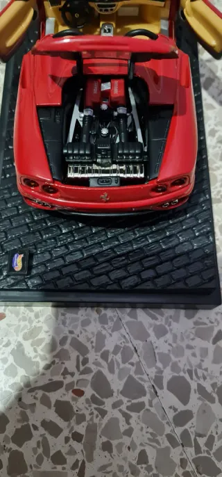 Ferrari 360 Spider 1:18 Hot Wheels