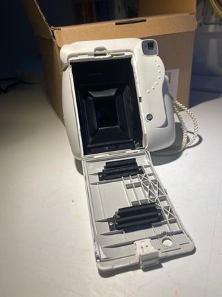 Cámara Instax Mini 8 Blanca con accesorios y funda