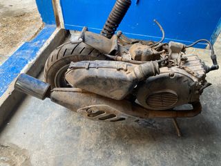 Motor Suzuki Address AP