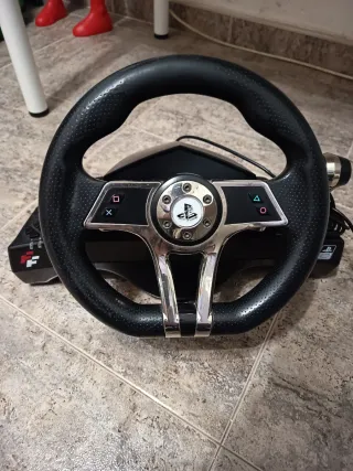 Volante Thrustmaster PS3/PS4