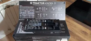Traktor Kontrol X1 MK2 Controlador DJ