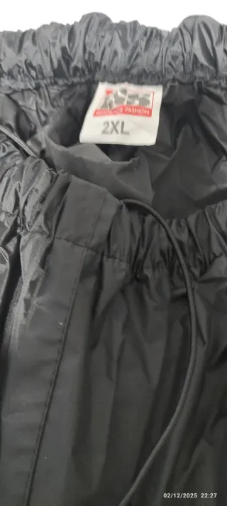 Chaqueta y pantalón impermeable IXS talla 2XL moto