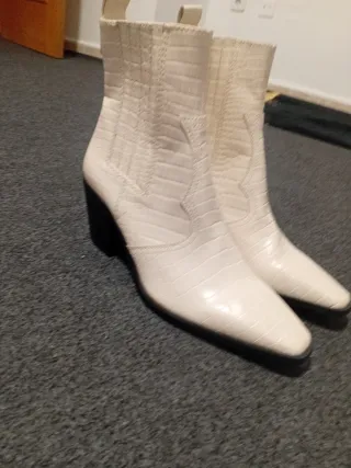 Botines Beige Cocodrilo