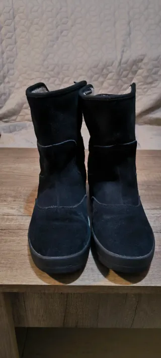 Botas Adidas ante negras