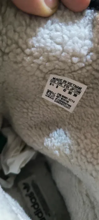 Botas Adidas ante negras