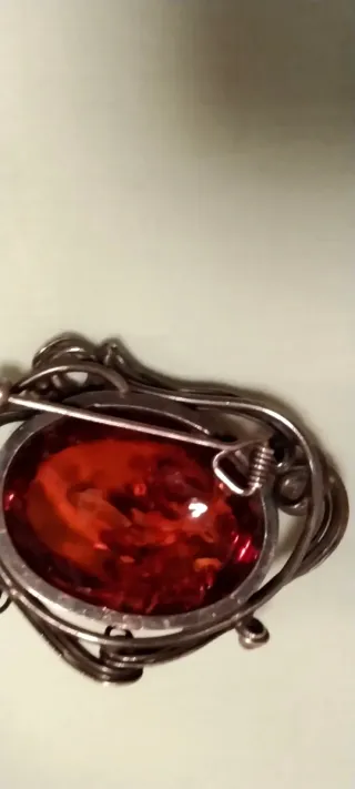 Medallón Ámbar y Plata muy antiguo