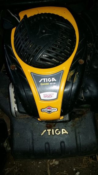 Cortacésped Stiga Combi 550