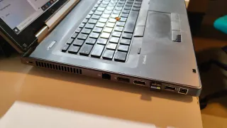 Portátil HP EliteBook 8770w