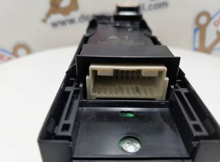 Mando elevalunas 8404002160 toyota corolla 1104595