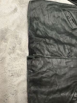 Giacca in pelle nera stile classico