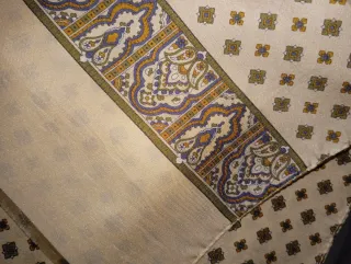 Sciarpa stretta/stola beige con fantasia multicolo