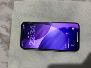 iPhone 13 Rosa Seminuevo