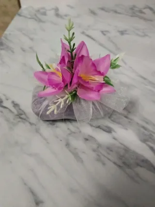 Saponetta decorata con fiori