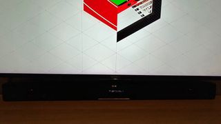 TV LED Sony 55'' KDXE8596 y barra de sonido LG