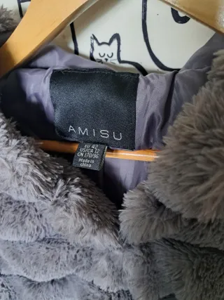 Abrigo Amisu  gris talla 42