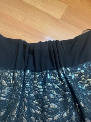 Vestido palabra de honor negro y plateado