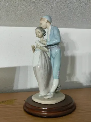 Figura Nao by Lladró Falleros con Paloma
