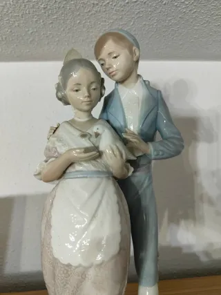 Figura Nao by Lladró Falleros con Paloma