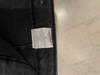 Pantalón cargo negro noon