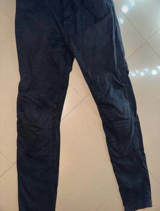 Pantalones moto tipo vaqueros con protecciones