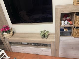 Muebles de salón madera y mimbre