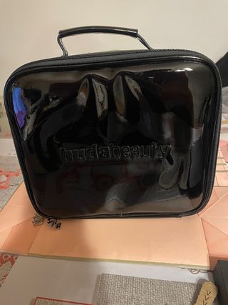 Neceser Huda Beauty Negro