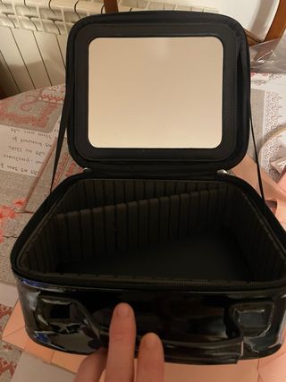 Neceser Huda Beauty Negro