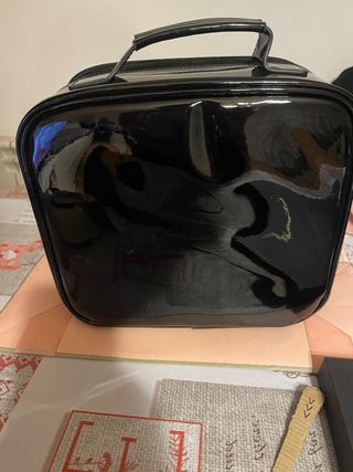 Neceser Huda Beauty Negro